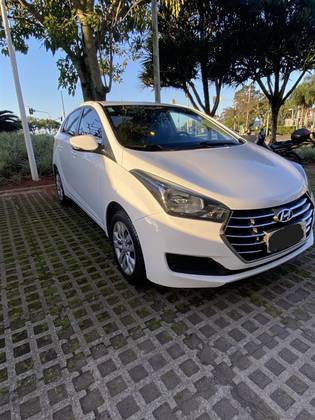 HYUNDAI HB20S 1.6 COMFORT PLUS 16V FLEX 4P MANUAL HYUNDAI HB20S 1.6 COMFORT PLUS 16V FLEX 4P MANUAL
